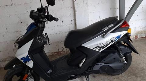 Se vende moto Bws 2018