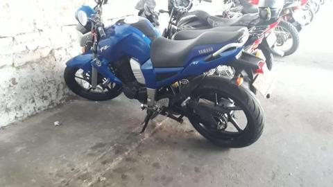 vendo barata fz 16 modelo 2010