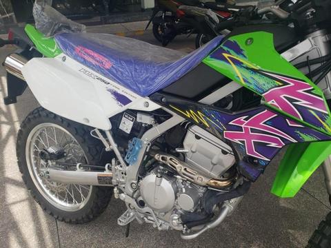 KAWASAKYI KLX 250