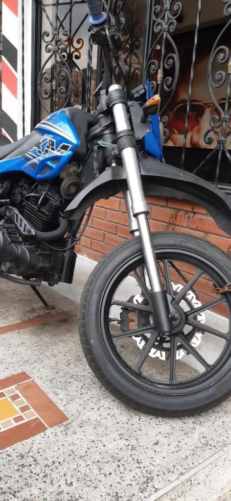 Vendo Xm 180 Modelo 2014