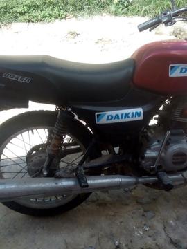 Se Vende Moto Boxer Barata Negociable