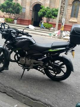 Vendo Moto Pulsar 135