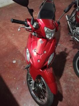 Se Vende Moto Suzuki 115