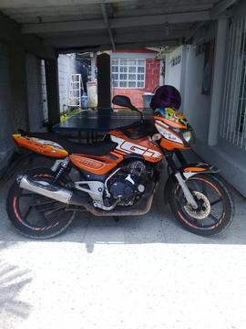 Se Vende Moto en Muy Buen Estado