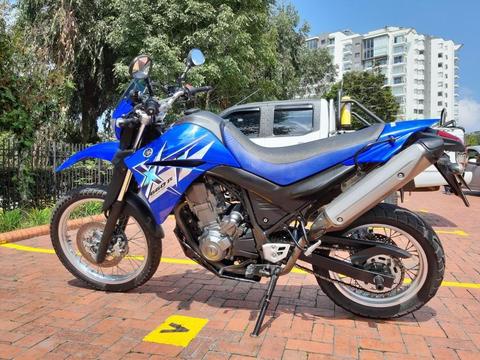 Yamaha XT 660 R Modelo 2014