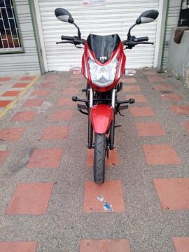 Se Vende Hermosa Tvs 100 2014