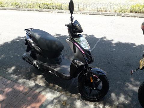 Se Vende Exelente Moto Auteco Twis