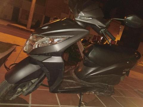 Moto honda DIO 2019