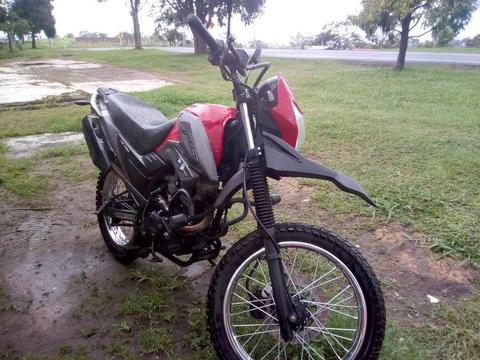 Se Vende Moto Akt 125 Modelo 2019