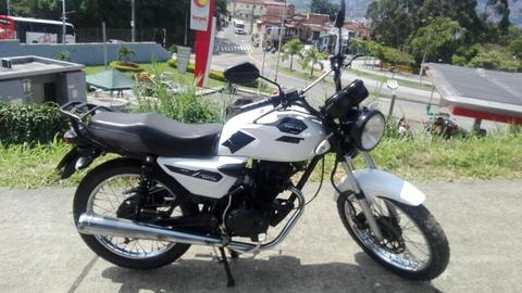 Se Vende Akt 125 Nkd Modelo 2013