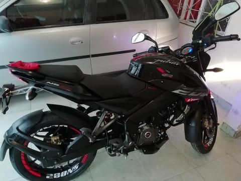 Pulsar Ns 200