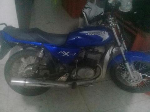 Vendo Ax 100 Modelo 2005