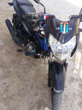 Vendo Pulsar 135 Modelo 2014 Buena